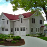 Wellington Inn on Traverse City area Inns and Bed and Breakfasts, Carriarge House